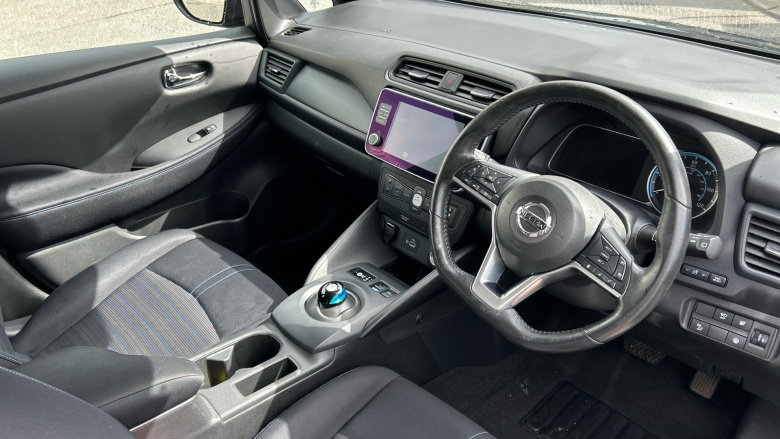 Nissan LEAF 110kW Acenta 40kWh 5dr Auto [6.6kw Charger] Electric Hatchback